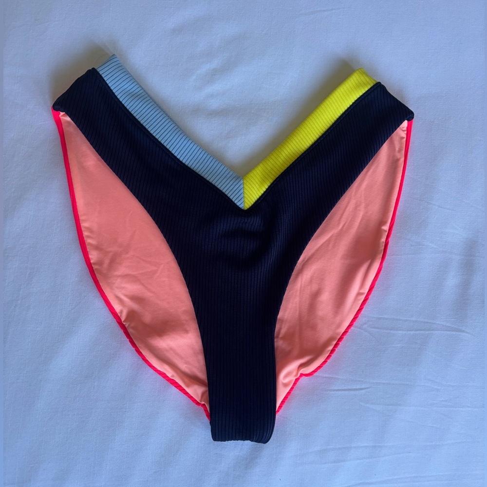 OneOne Swimwear - Jesse Bottom Full Cut (L) in Whitehaven colorblock (NWOT)